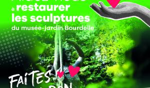 une main ouverte avec un cœur, texte faites un don